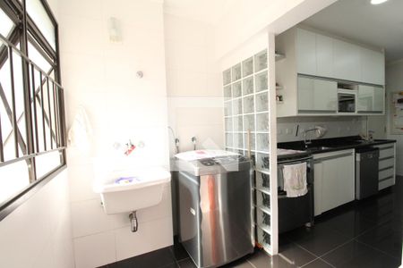 Apartamento à venda com 130m², 3 quartos e 3 vagasLavanderia