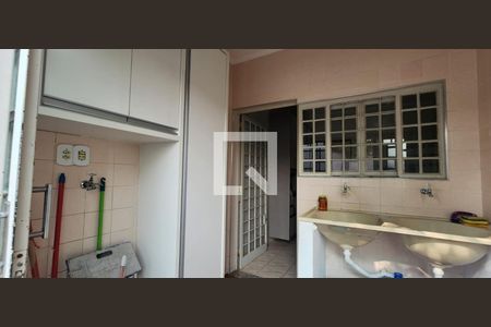 Casa para alugar com 189m², 3 quartos e 4 vagasLavanderia