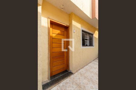 Casa de condomínio à venda com 70m², 2 quartos e 1 vaga Casa de condomínio à venda com 70m², 2 quartos e 1 vagaEntrada
