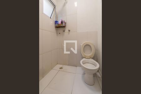 Casa de condomínio à venda com 70m², 2 quartos e 1 vaga Casa de condomínio à venda com 70m², 2 quartos e 1 vagaBanheiro Suíte 2