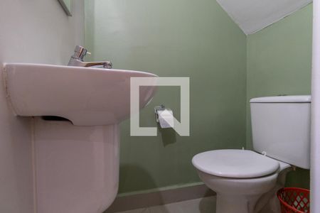Casa de condomínio à venda com 70m², 2 quartos e 1 vaga Casa de condomínio à venda com 70m², 2 quartos e 1 vagaLavabo
