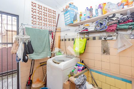 Casa à venda com 320m², 4 quartos e 4 vagasÁrea de Serviço