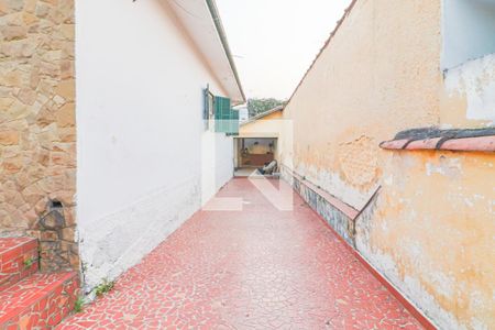 Casa à venda com 340m², 3 quartos e 5 vagas Casa à venda com 340m², 3 quartos e 5 vagasQuintal