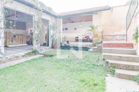 Casa à venda com 340m², 3 quartos e 5 vagas Casa à venda com 340m², 3 quartos e 5 vagasQuintal