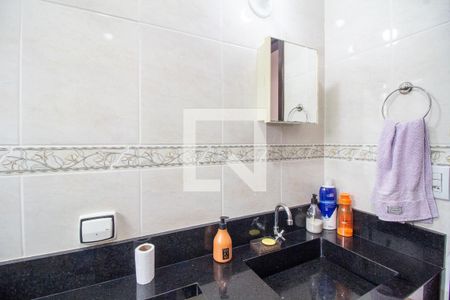 Casa à venda com 392m², 3 quartos e 4 vagasBanheiro 1