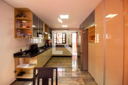 Casa à venda com 392m², 3 quartos e 4 vagasCozinha