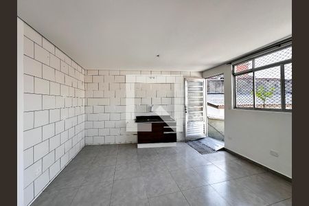 Cozinha de casa para alugar com 1 quarto, 40m² em Santo Amaro, São Paulo