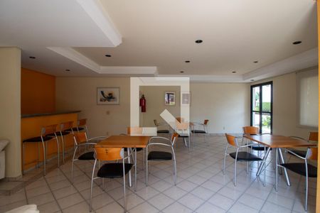 Apartamento para alugar com 60m², 2 quartos e 2 vagas Apartamento para alugar com 60m², 2 quartos e 2 vagasÁrea comum - Salão de festas
