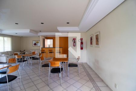 Área comum de apartamento para alugar com 2 quartos, 60m² em Caxingui, São Paulo