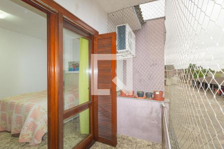 Casa de condomínio para alugar com 105m², 3 quartos e 1 vaga Casa de condomínio para alugar com 105m², 3 quartos e 1 vagaVaranda