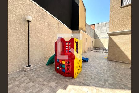 Apartamento para alugar com 34m², 1 quarto e sem vaga Apartamento para alugar com 34m², 1 quarto e sem vagaÁrea comum - Playground