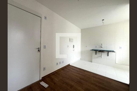 Sala de apartamento para alugar com 1 quarto, 34m² em Jardim Itacolomi, São Paulo