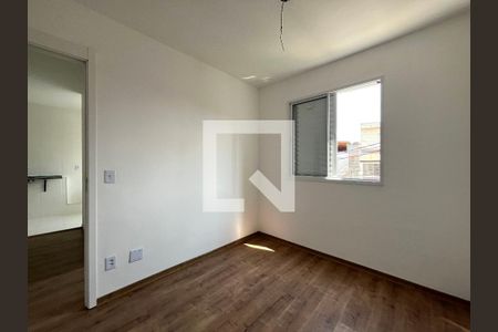 Quarto 1 de apartamento para alugar com 1 quarto, 34m² em Jardim Itacolomi, São Paulo
