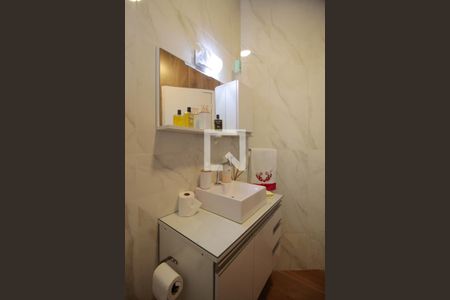 Apartamento à venda com 92m², 2 quartos e sem vaga Apartamento à venda com 92m², 2 quartos e sem vagaBanheiro