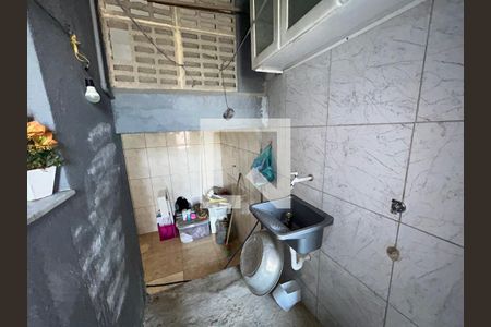 Área de Serviço de apartamento para alugar com 2 quartos, 75m² em Cascadura, Rio de Janeiro