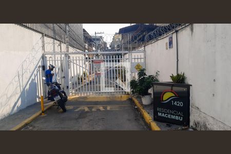 Casa de condomínio para alugar com 50m², 2 quartos e 1 vaga Casa de condomínio para alugar com 50m², 2 quartos e 1 vagaFachada