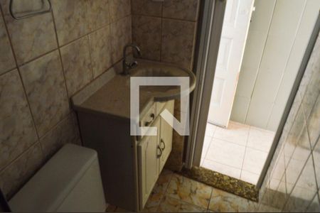 Casa de condomínio para alugar com 50m², 2 quartos e 1 vaga Casa de condomínio para alugar com 50m², 2 quartos e 1 vagaBanheiro
