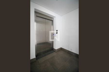 Apartamento à venda com 315m², 3 quartos e 3 vagas Apartamento à venda com 315m², 3 quartos e 3 vagasHall de Entrada