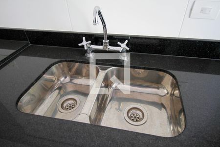 Apartamento à venda com 315m², 3 quartos e 3 vagas Apartamento à venda com 315m², 3 quartos e 3 vagasCozinha