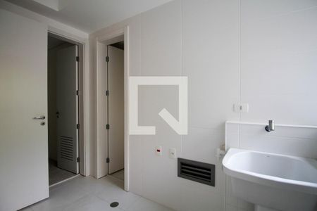 Apartamento à venda com 315m², 3 quartos e 3 vagas Apartamento à venda com 315m², 3 quartos e 3 vagasÁrea de Serviço