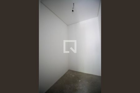 Apartamento à venda com 315m², 3 quartos e 3 vagas Apartamento à venda com 315m², 3 quartos e 3 vagasQuarto de Serviço