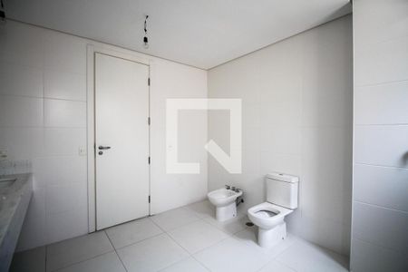 Apartamento à venda com 315m², 3 quartos e 3 vagas Apartamento à venda com 315m², 3 quartos e 3 vagasBanheiro da Suíte 1