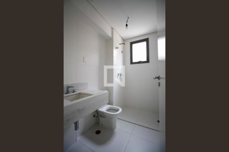 Apartamento à venda com 315m², 3 quartos e 3 vagas Apartamento à venda com 315m², 3 quartos e 3 vagasBanheiro da Suíte 2