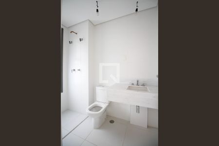 Apartamento à venda com 315m², 3 quartos e 3 vagas Apartamento à venda com 315m², 3 quartos e 3 vagasBanheiro da Suíte 3