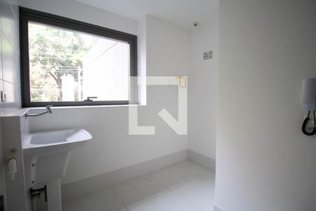 Apartamento à venda com 315m², 3 quartos e 3 vagas Apartamento à venda com 315m², 3 quartos e 3 vagasÁrea de Serviço