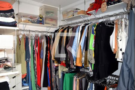 Closet de apartamento à venda com 1 quarto, 55m² em Pompeia, São Paulo