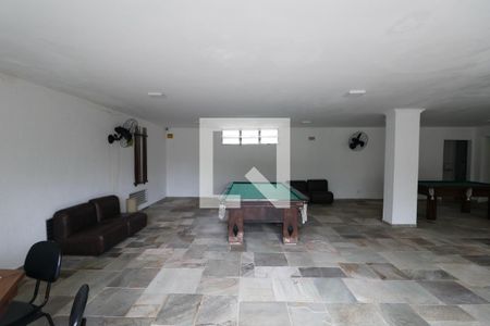 Apartamento para alugar com 60m², 1 quarto e sem vagaÁrea comum - Sala de Jogos