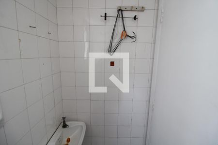 Apartamento à venda com 90m², 3 quartos e 1 vagaÁrea de Serviço - Banheiro