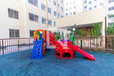 Apartamento para alugar com 42m², 2 quartos e sem vagaÁrea comum - Playground