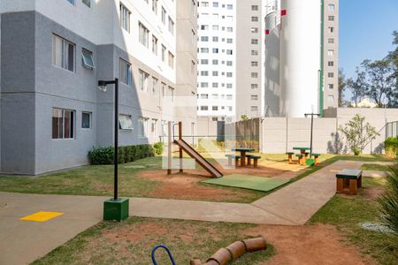 Apartamento à venda com 40m², 2 quartos e sem vagaÁrea comum