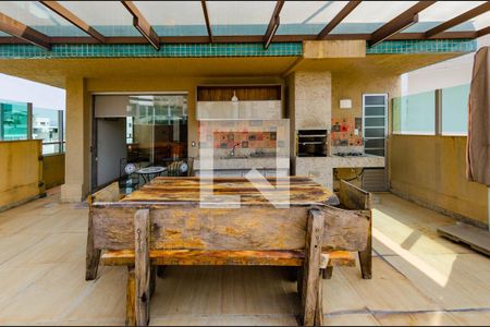 Apartamento à venda com 234m², 4 quartos e 3 vagasÁrea externa