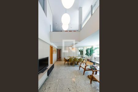 Apartamento à venda com 234m², 4 quartos e 3 vagasSala