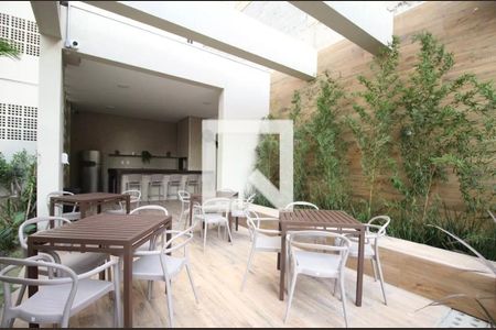 Apartamento para alugar com 30m², 1 quarto e sem vagaÁrea comum - Churrasqueira