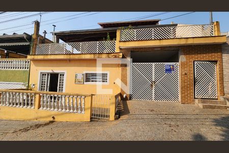 Casa à venda com 320m², 2 quartos e sem vagaFachada