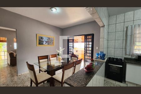 Casa à venda com 320m², 2 quartos e sem vagaCozinha