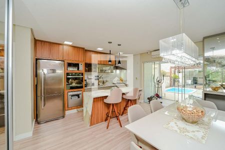 Casa à venda com 190m², 3 quartos e 3 vagas Casa à venda com 190m², 3 quartos e 3 vagasCozinha