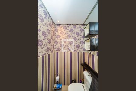 Casa à venda com 190m², 3 quartos e 3 vagas Casa à venda com 190m², 3 quartos e 3 vagasLavabo