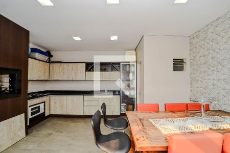 Casa à venda com 190m², 3 quartos e 3 vagas Casa à venda com 190m², 3 quartos e 3 vagasEspaço Gourmet