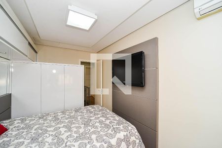 Casa à venda com 190m², 3 quartos e 3 vagas Casa à venda com 190m², 3 quartos e 3 vagasQuarto 2