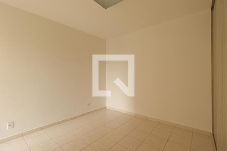 Apartamento para alugar com 70m², 2 quartos e 1 vagaSuíte