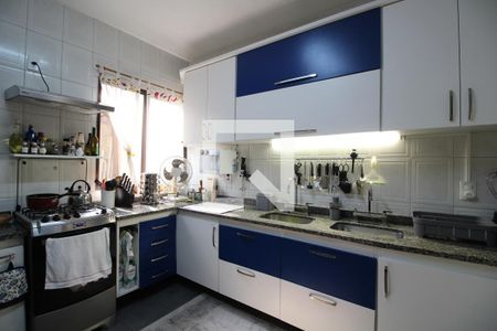 Casa de condomínio à venda com 262m², 3 quartos e 1 vagaCozinha