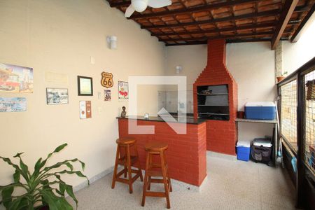 Casa de condomínio à venda com 262m², 3 quartos e 1 vagaÁrea Externa Fundos - Churrasqueira