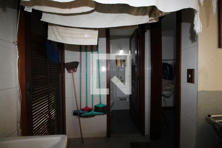 Casa de condomínio à venda com 262m², 3 quartos e 1 vagaÁrea de Serviço