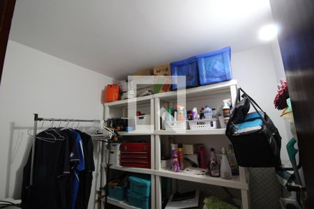 Casa de condomínio à venda com 262m², 3 quartos e 1 vagaQuarto de Serviço