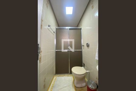 Apartamento para alugar com 60m², 2 quartos e sem vagaBanheiro