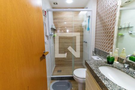 Apartamento à venda com 117m², 3 quartos e 2 vagas Apartamento à venda com 117m², 3 quartos e 2 vagasBanheiro Social